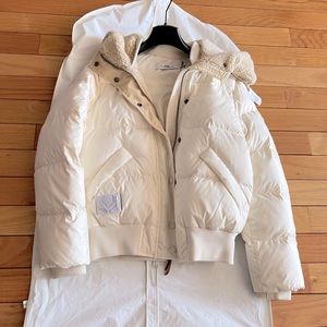 Coach short puffer in cream